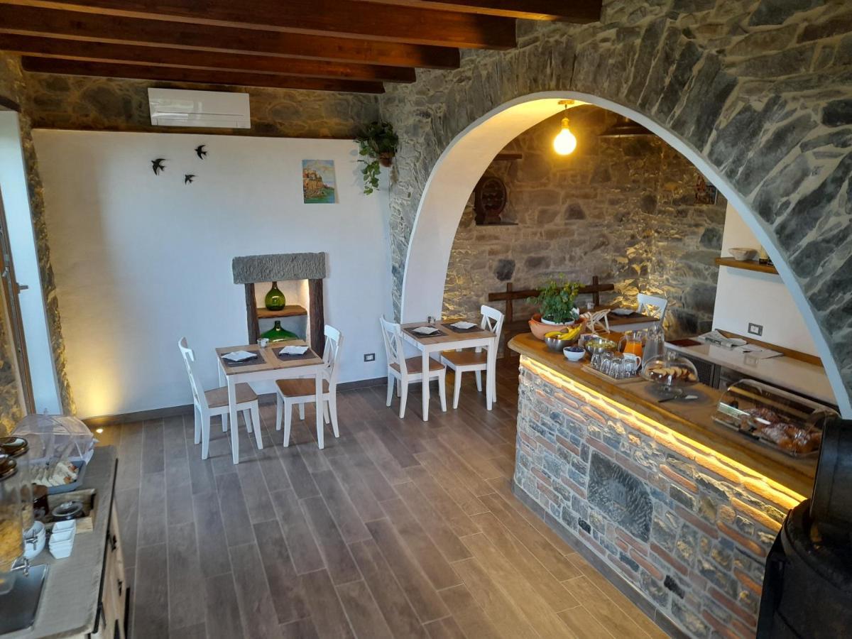I Tre Grappoli Villa Corniglia Eksteriør billede